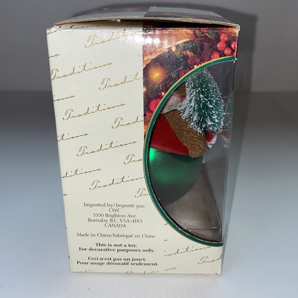 Traditions Collectable Character Ornament in Original Box - Picture 8 of 8